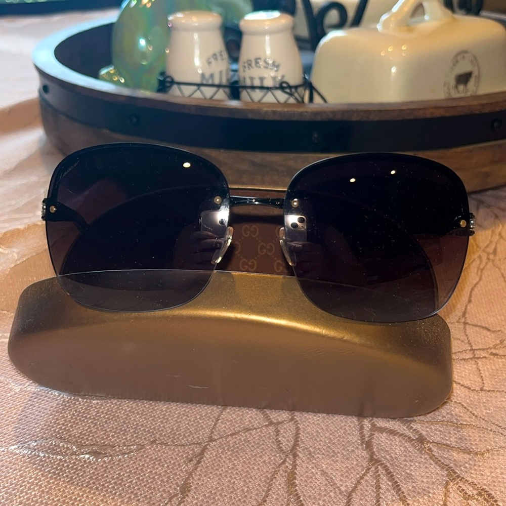 Gucci sunglasses